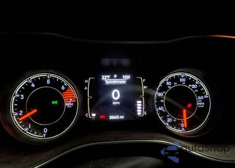 2020 Jeep Cherokee Latitude z USA, uszkodzony, nr VIN 1C4PJMCB1LD554709